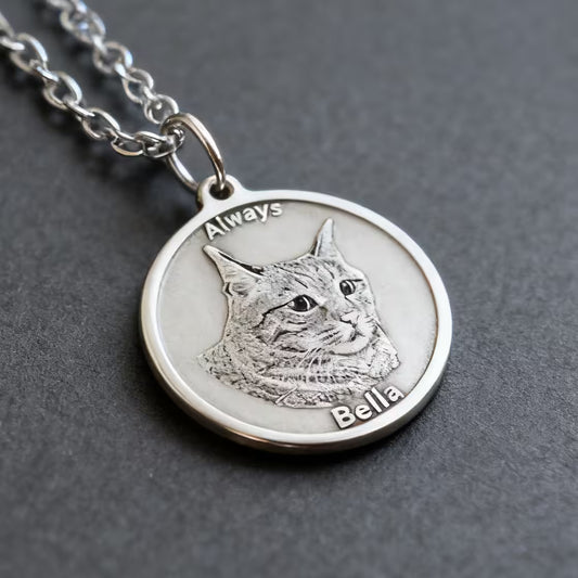 Sterling silver 0.8 inch custom pet portrait engraved pendant by Furfond